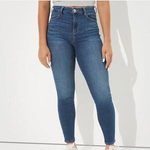 Curvy High Wasted AE Jeans